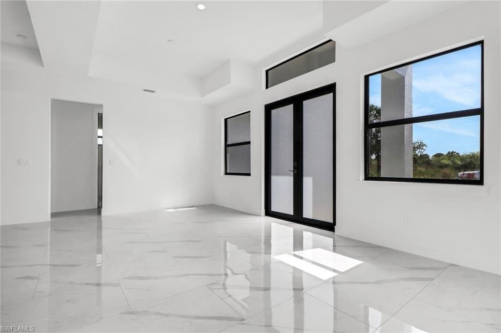 39th Ave Nw, Naples, FL 34120