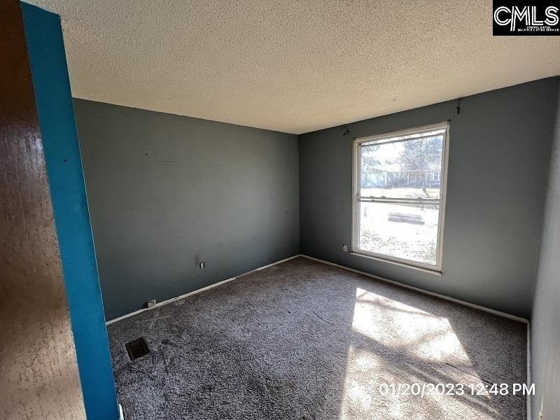 N Chateau Dr, Columbia, SC 29223