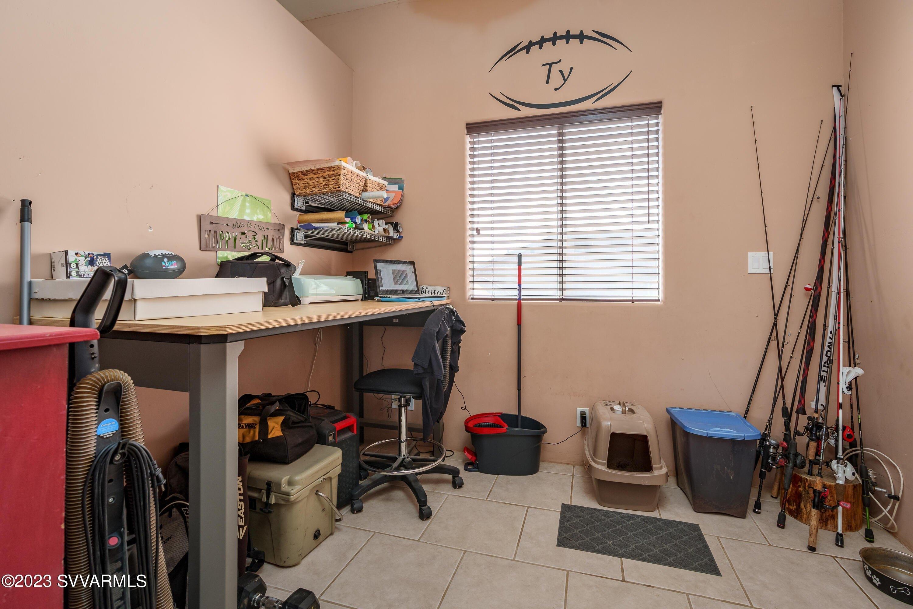 N Bentley Dr, Rimrock, AZ 86335