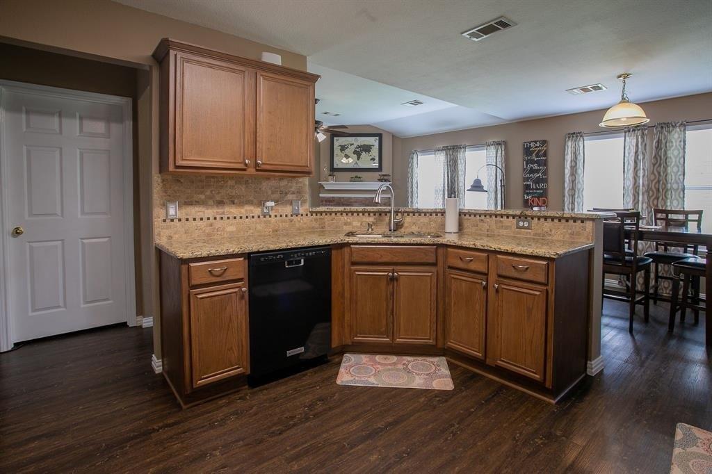 Evans Dr, Fate, TX 75189