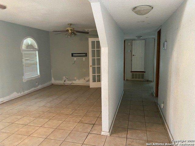 Blue Bonnet, Floresville, TX 78114