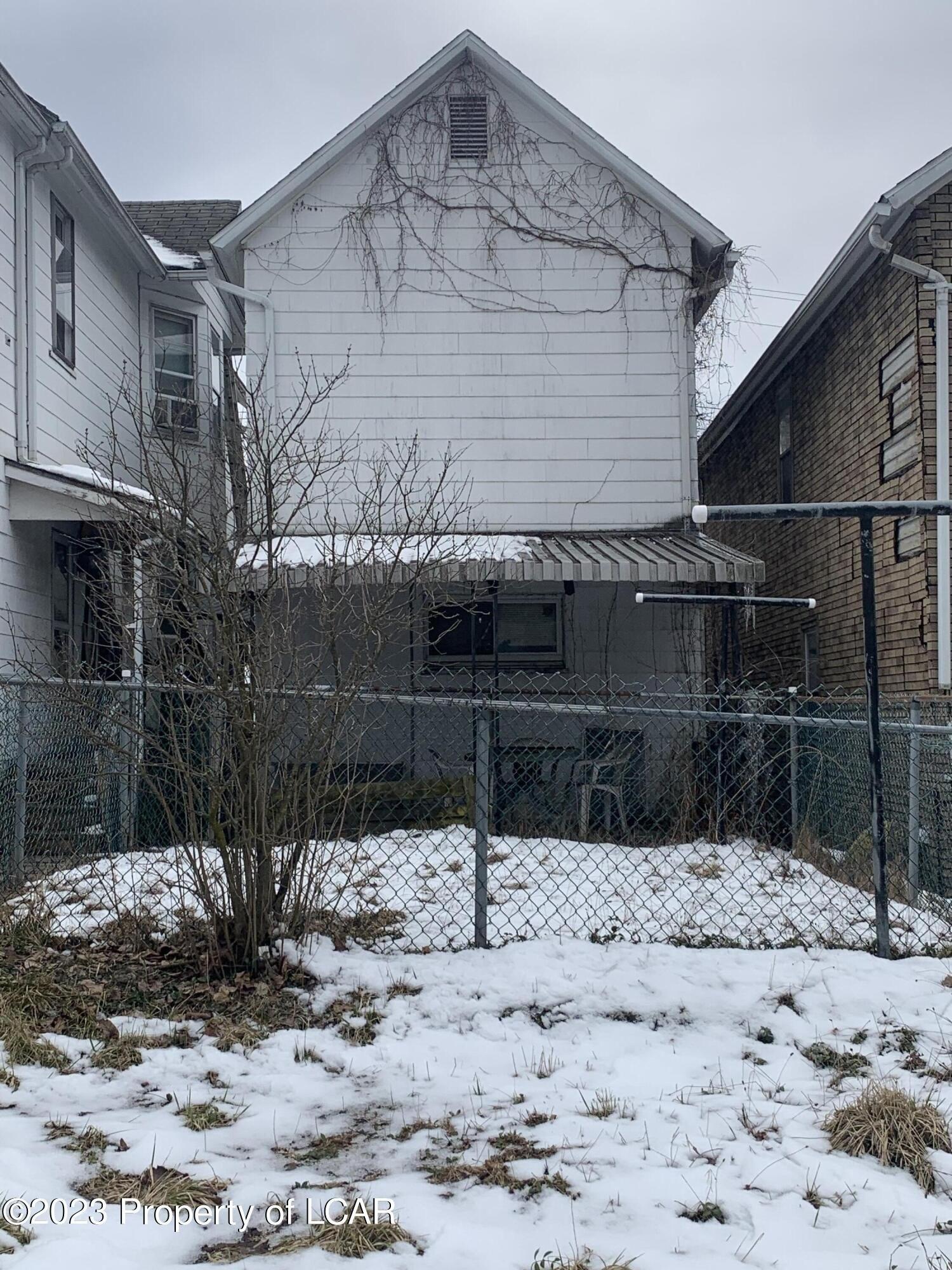 Espy St, Nanticoke, PA 18634