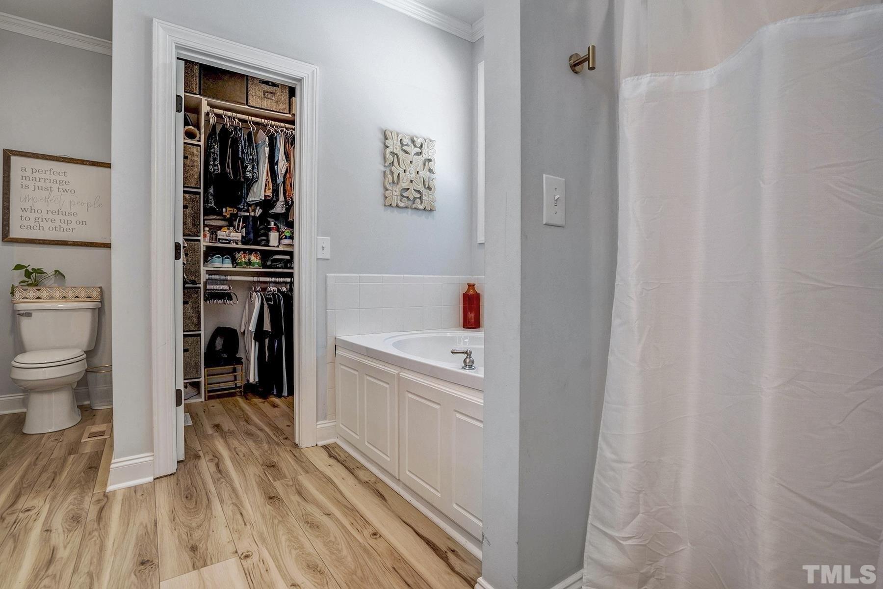 Winfred Dr, Raleigh, NC 27603