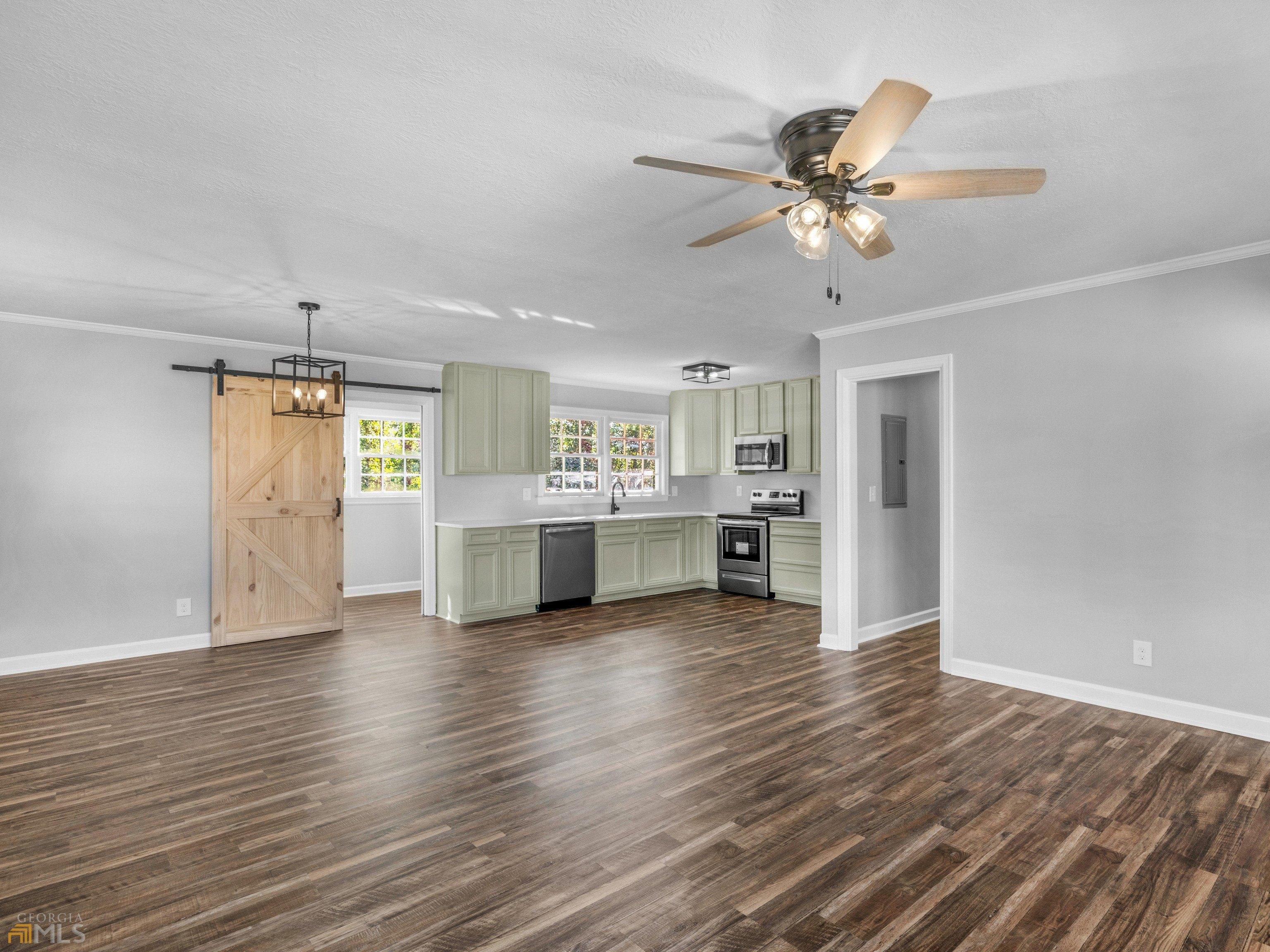 Dora St, Griffin, GA 30223