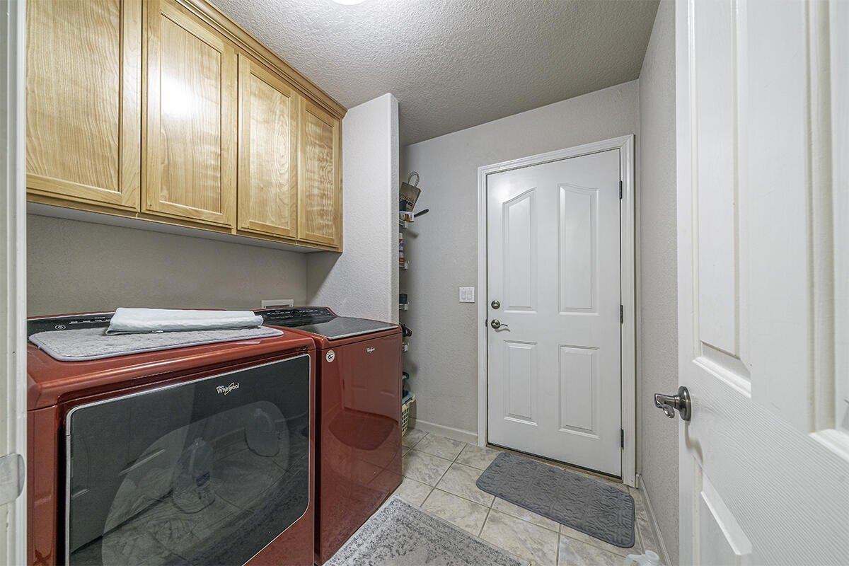 Glenwood Dr, Eagle Point, OR 97524