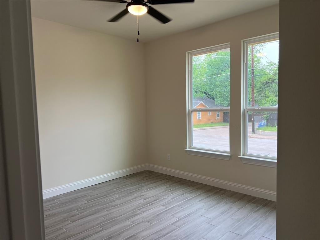 Pine St, Dallas, TX 75215