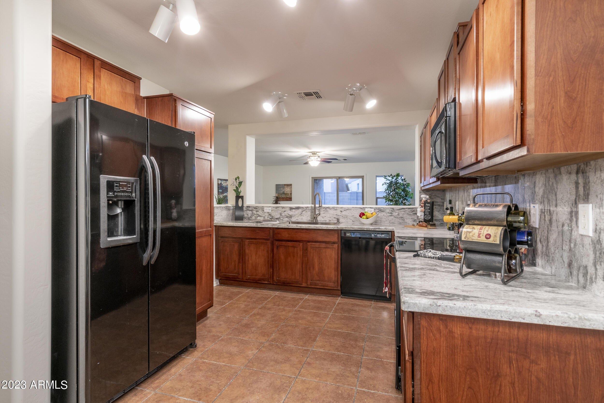 W Roosevelt Ave, Coolidge, AZ 85128