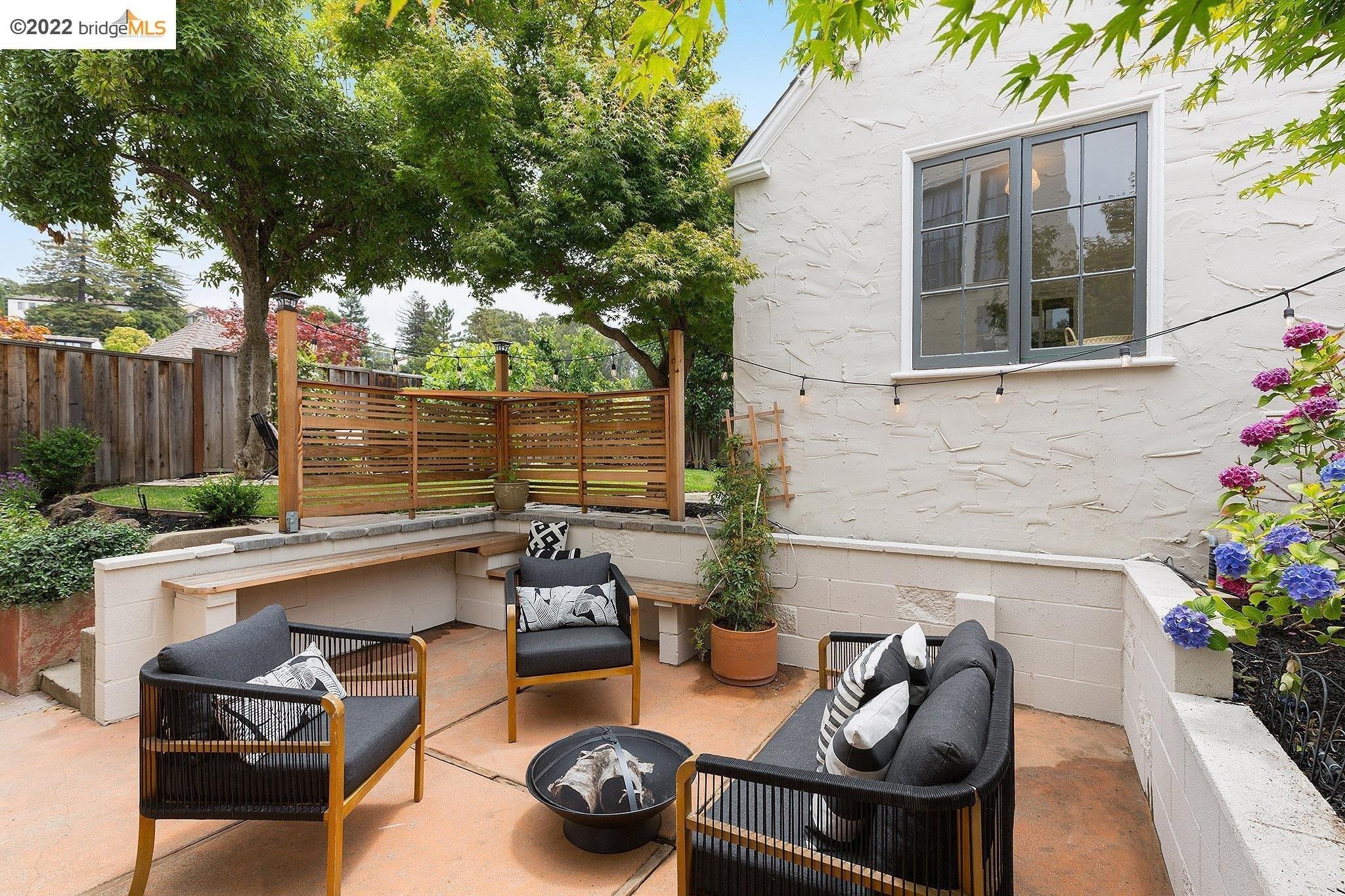 Harvard Rd, Piedmont, CA 94610