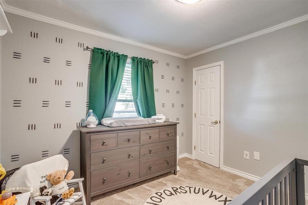White Oak Ln, Burleson, TX 76028