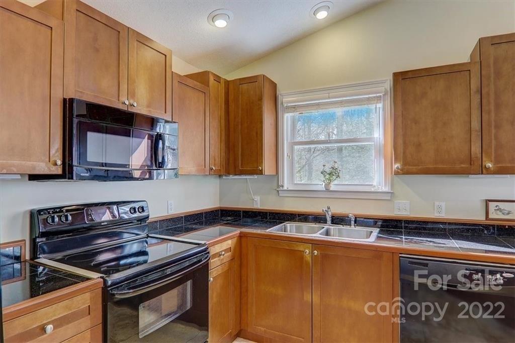 Honey Hollow Ln, Fairview, NC 28730