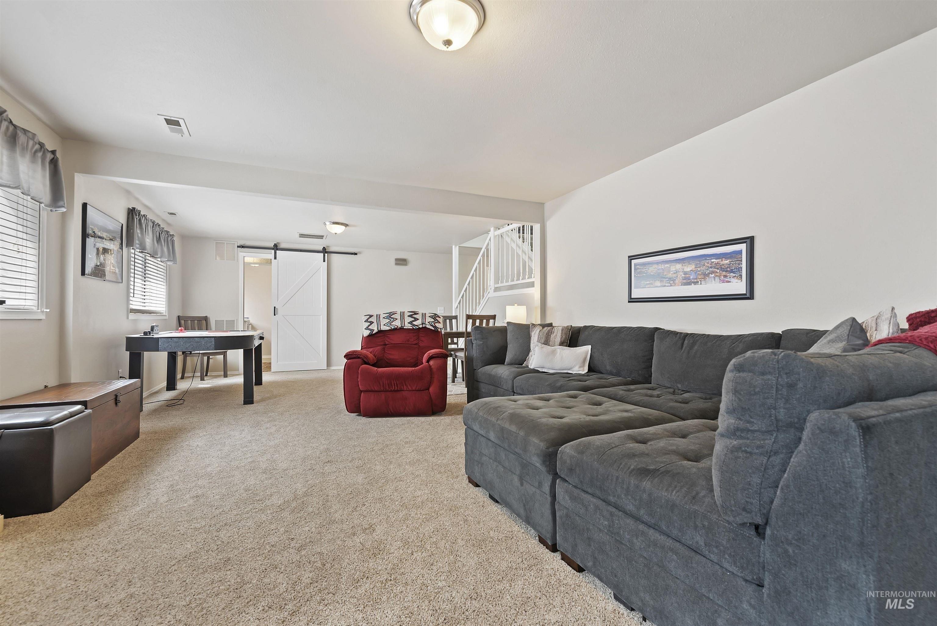 N Palmetto Dr, Eagle, ID 83616