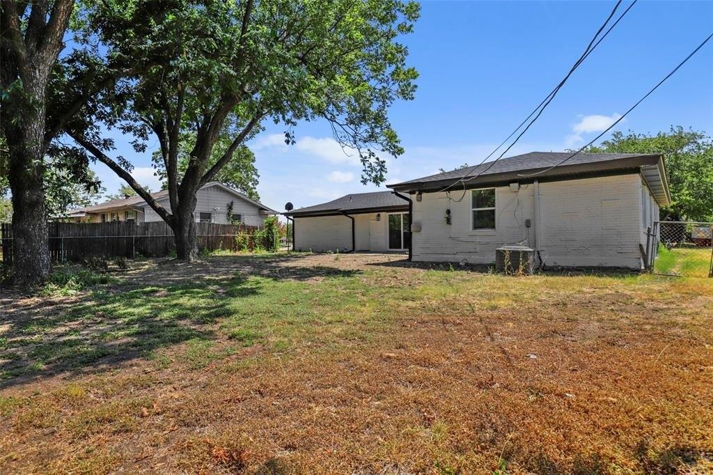 Wyoming Trl, North Richland Hills, TX 76180