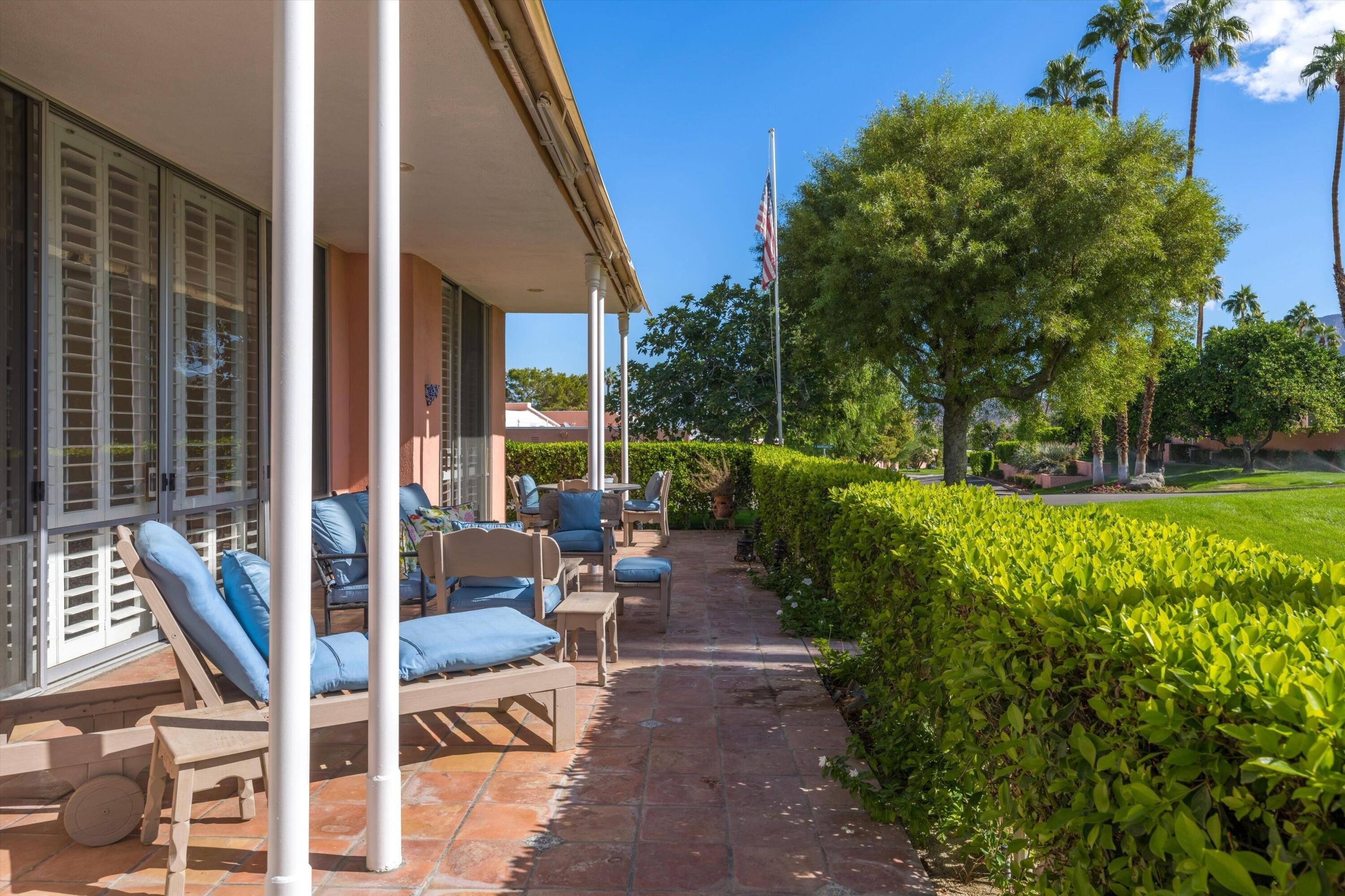El Hasson Cir, Palm Desert, CA 92260