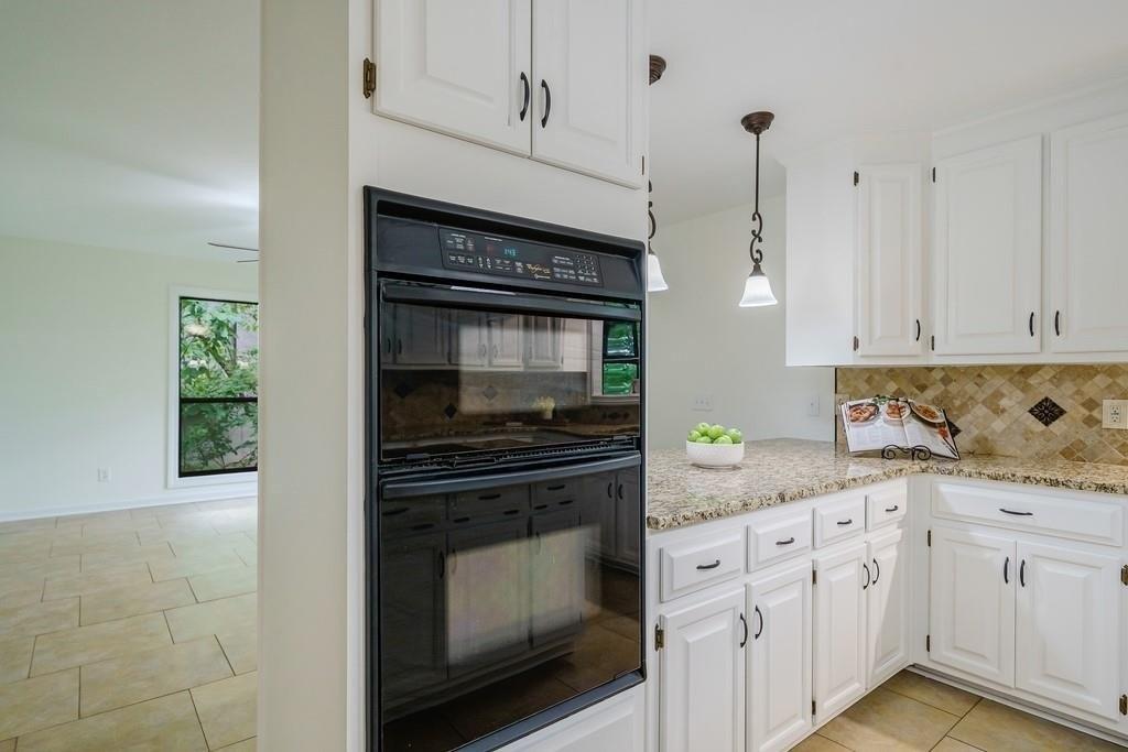 Skyland Dr, Roswell, GA 30075