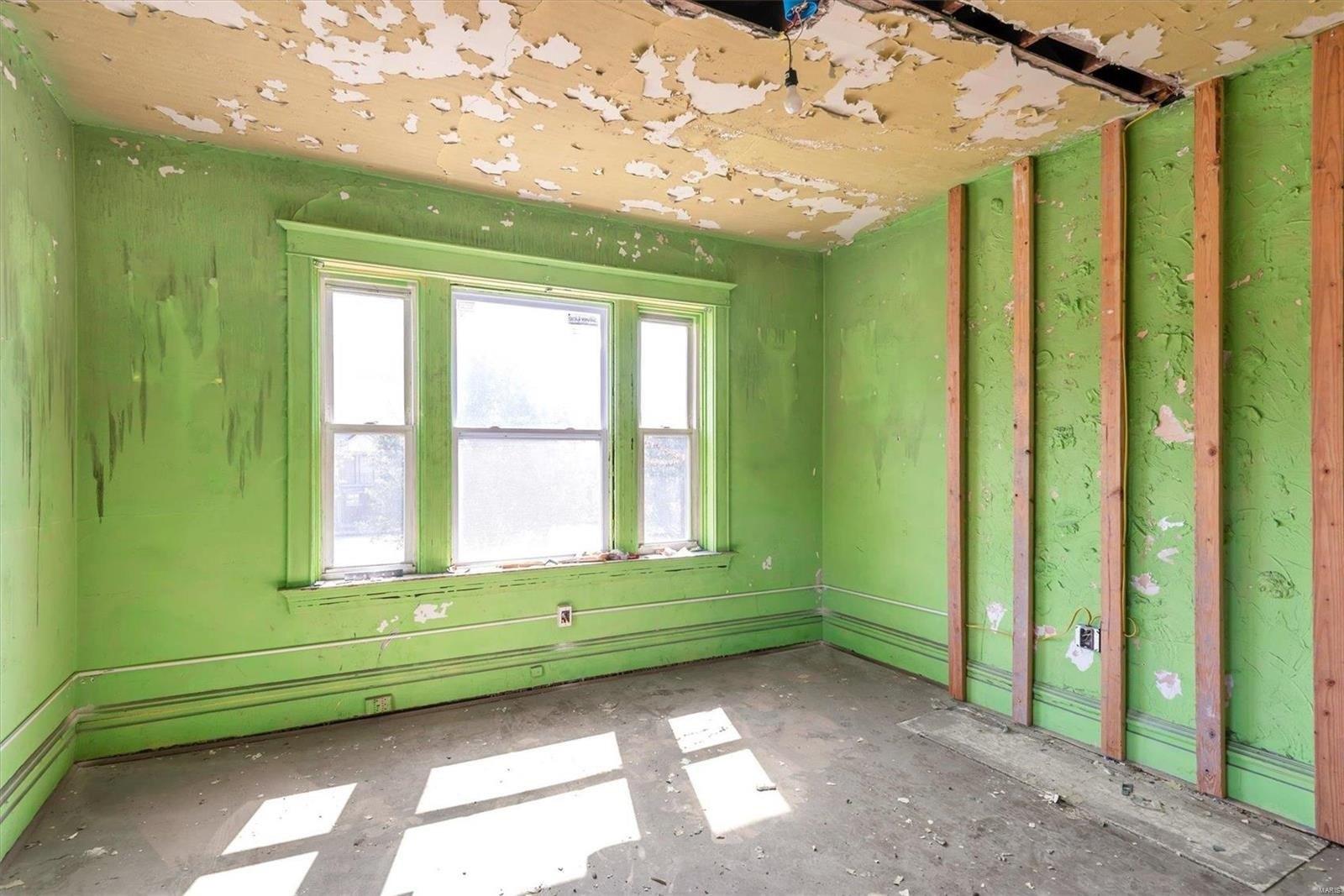 Julian Ave, Saint Louis, MO 63112