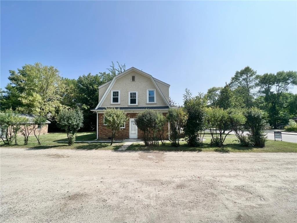 Mcleod Ave Ne, Hutchinson, MN 55350
