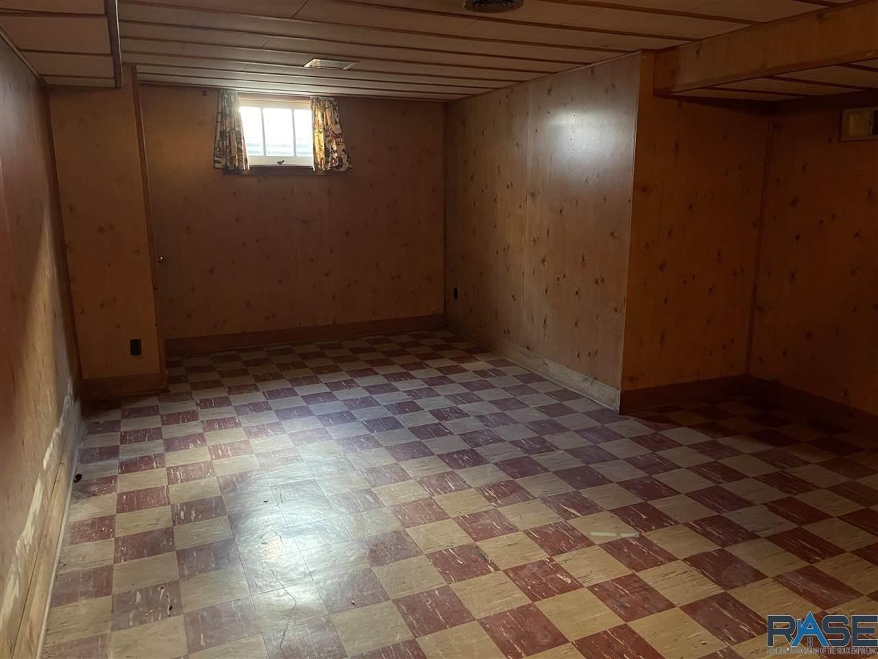 S West Ave, Sioux Falls, SD 57105