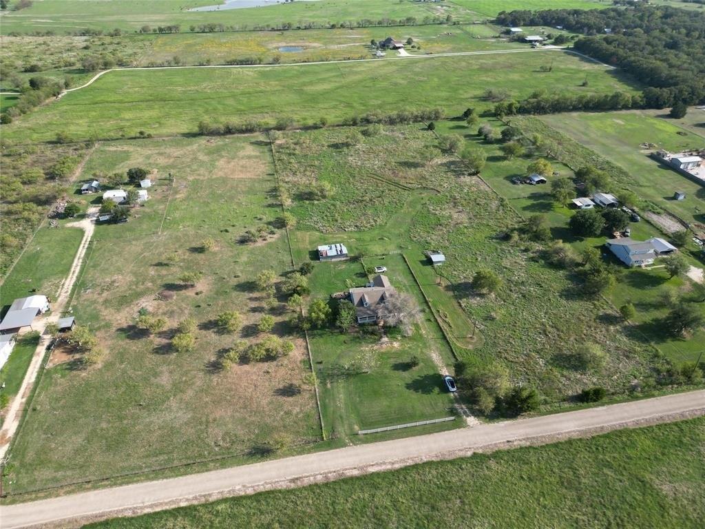 Leuschner Rd, Elm Mott, TX 76640