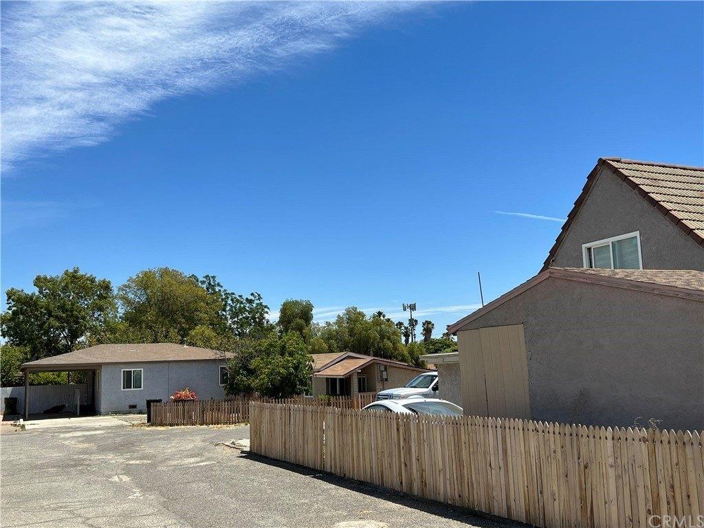 La Sierra Ave, Riverside, CA 92505