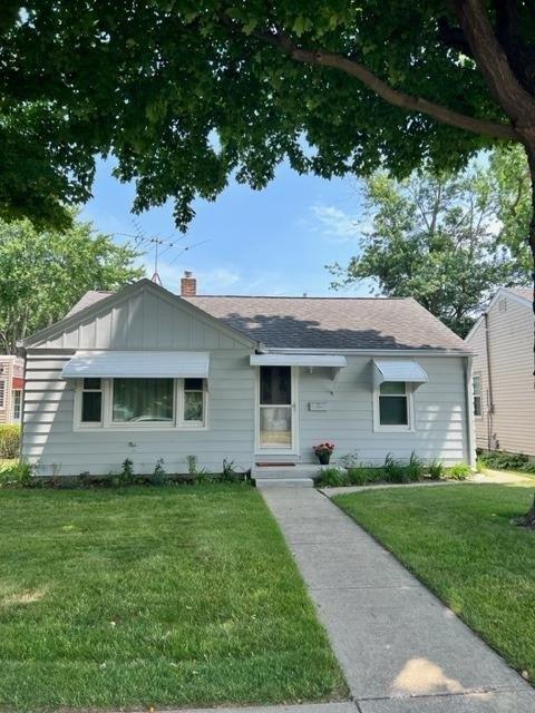 Water St, Hobart, IN 46342