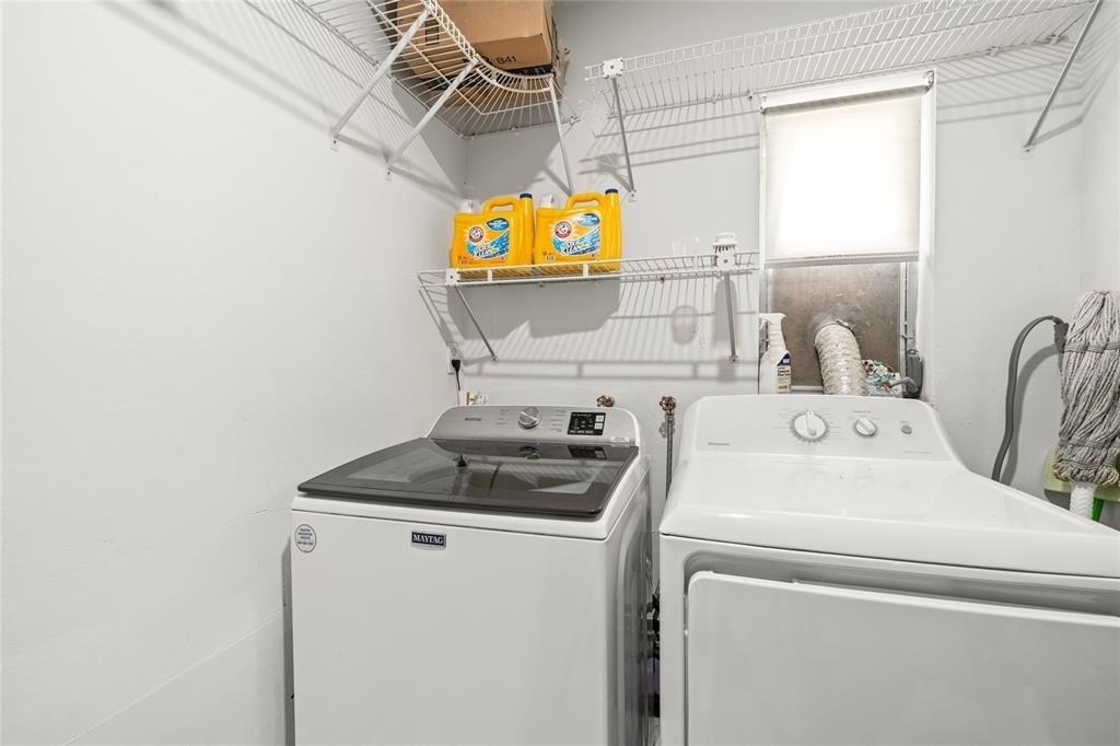 Huntington St Ne, Saint Petersburg, FL 33703
