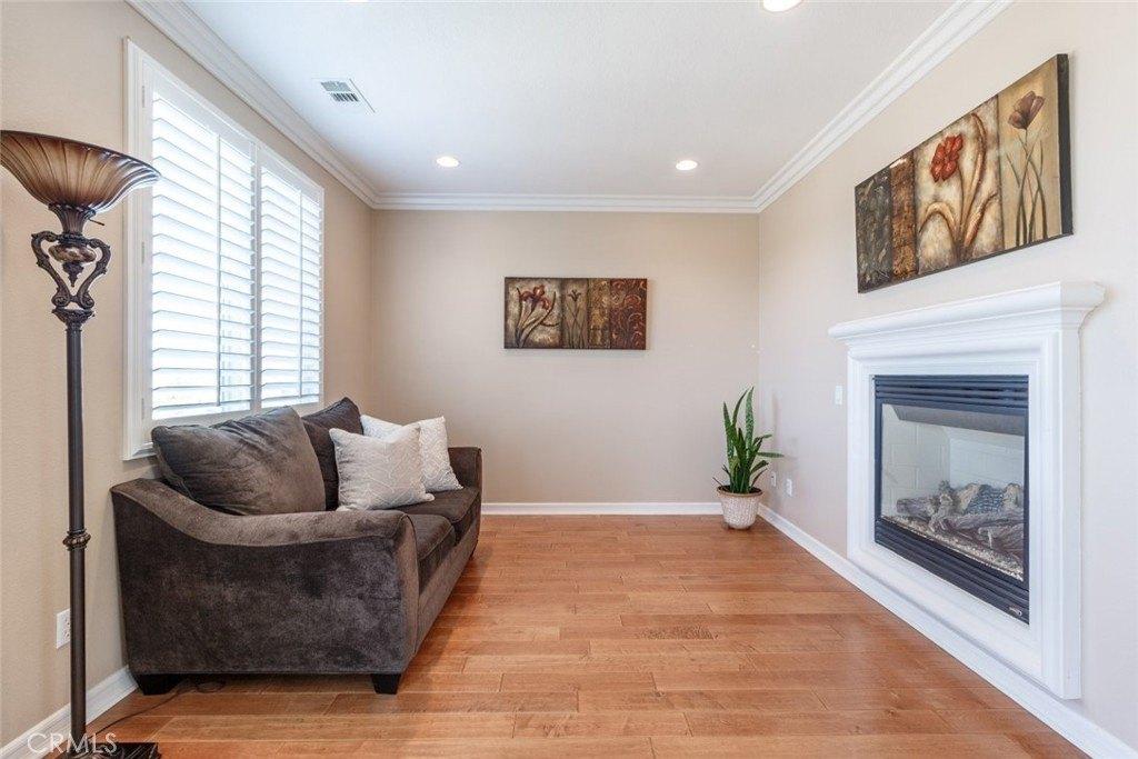 Mathilde Ln, Santa Clarita, CA 91350
