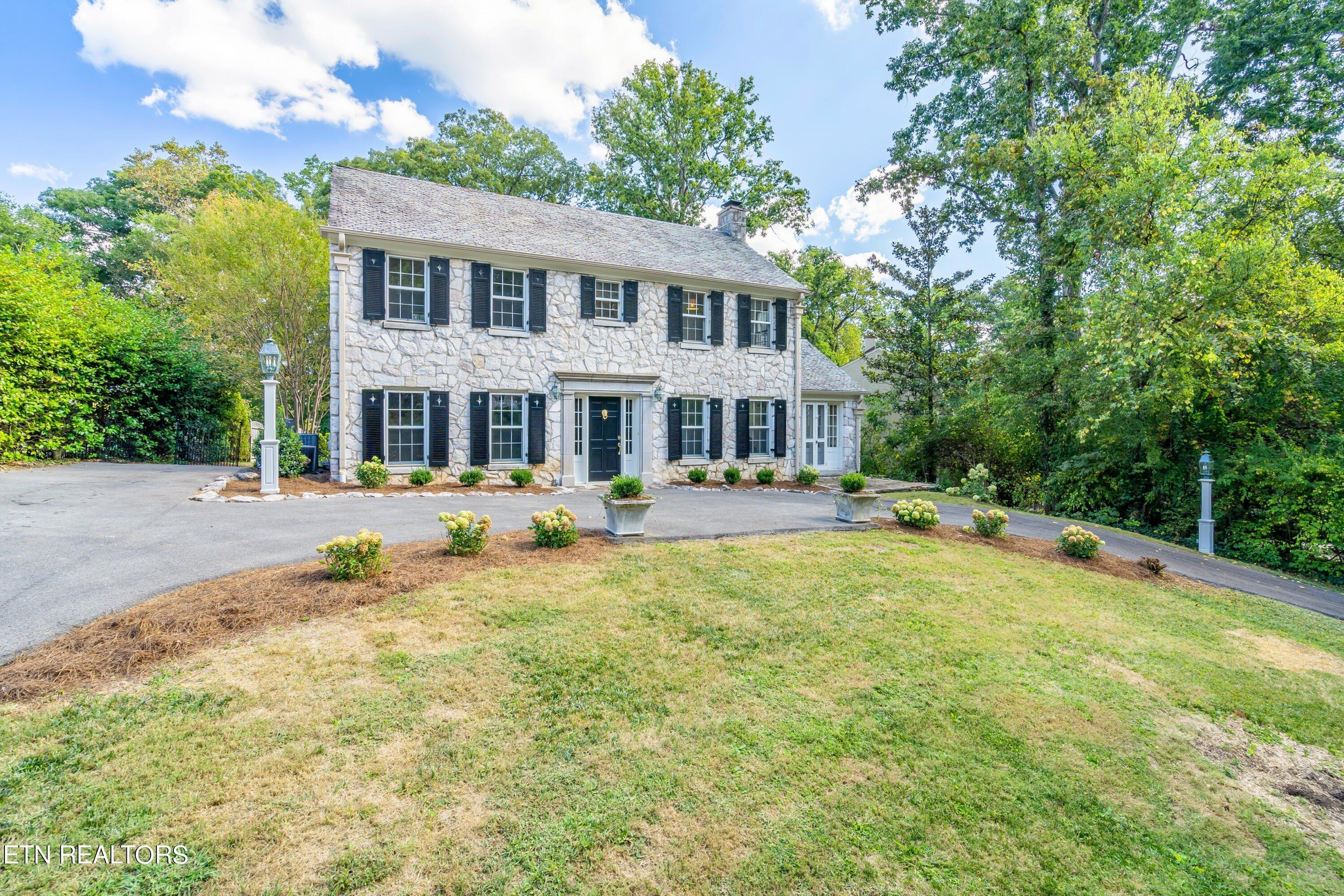 Forest Hills Blvd, Knoxville, TN 37919