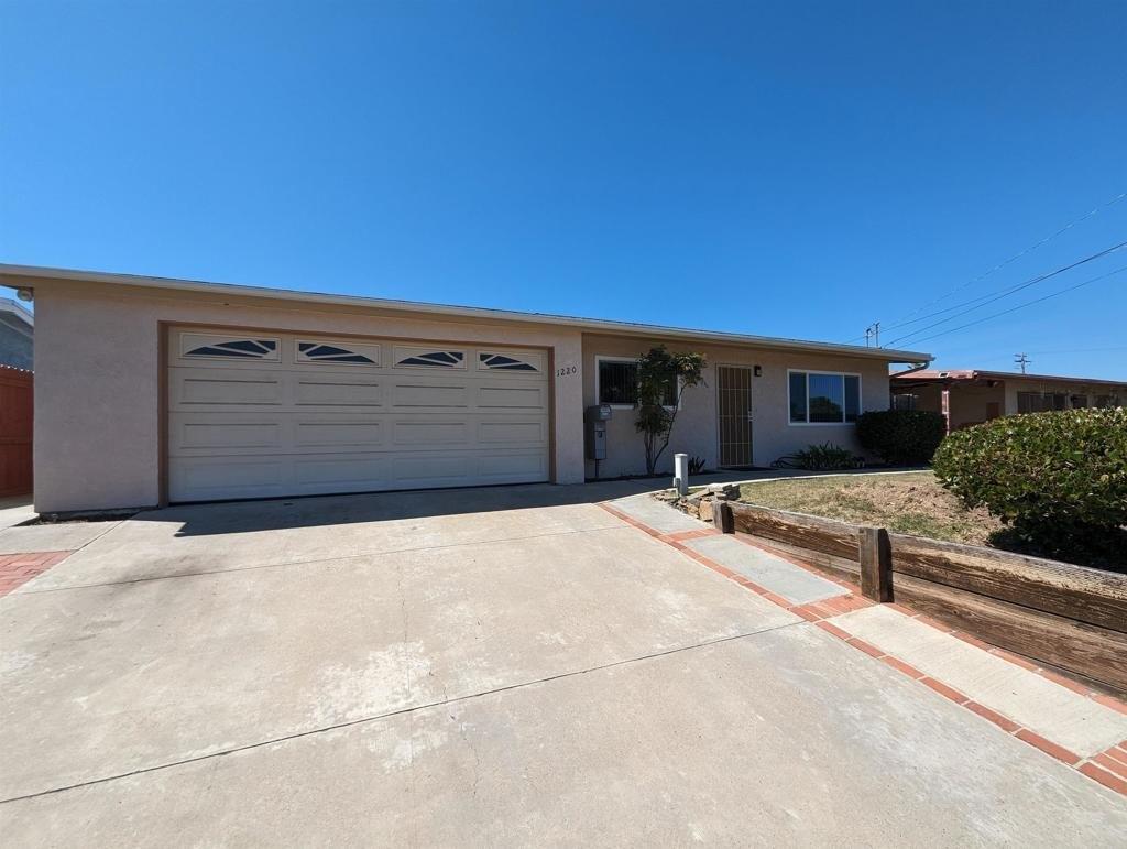 Monterey Ave, Chula Vista, CA 91911