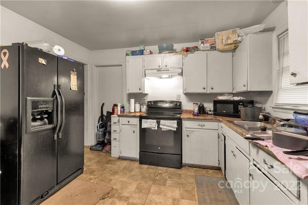 Kenhill Dr, Charlotte, NC 28208