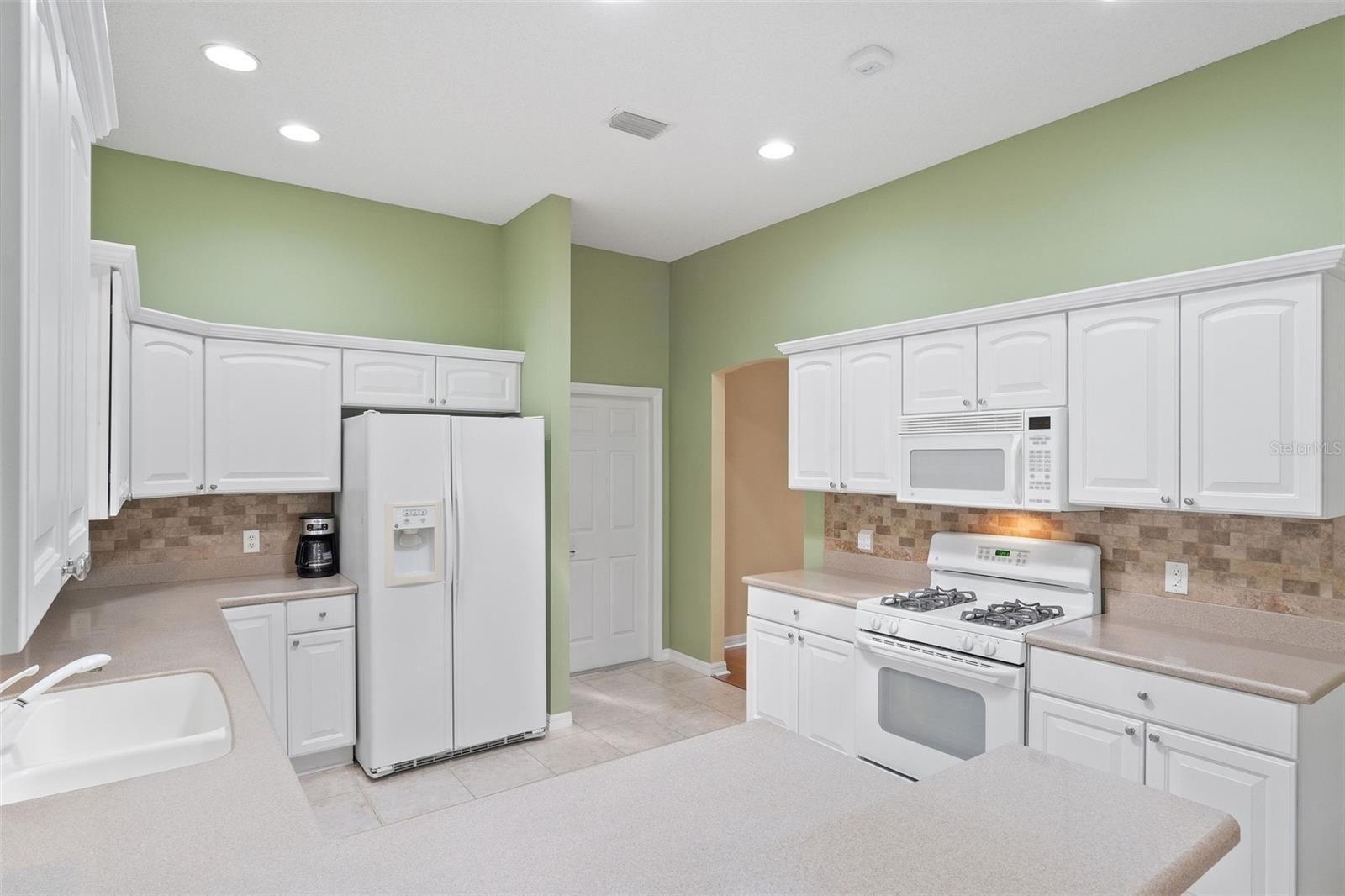 Simpson St, The Villages, FL 32162