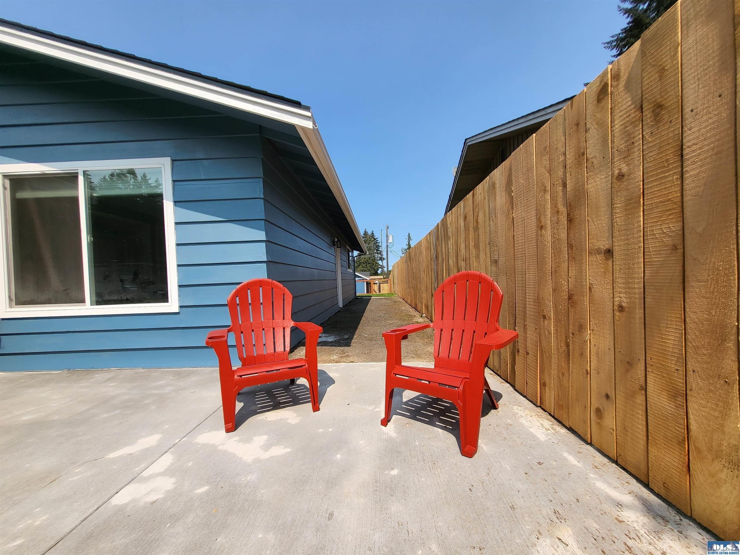 W 17th St, Port Angeles, WA 98363