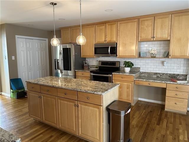 Foxvale Way, Midlothian, VA 23112