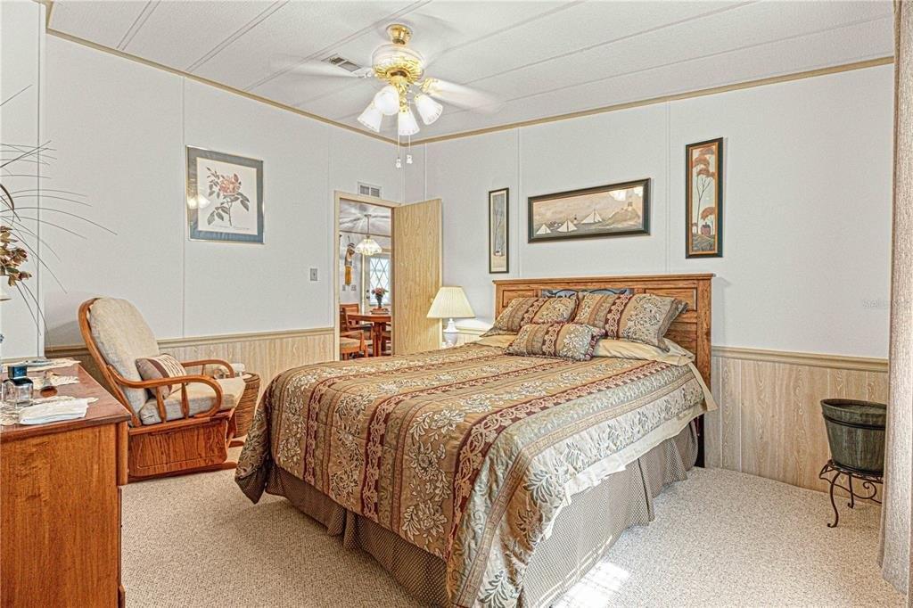 Lauren Ln, Lady Lake, FL 32159