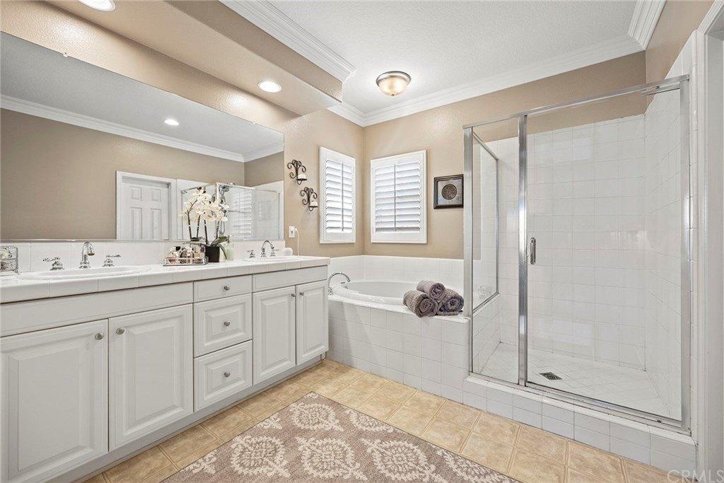N Hawksfield Way, Orange, CA 92867