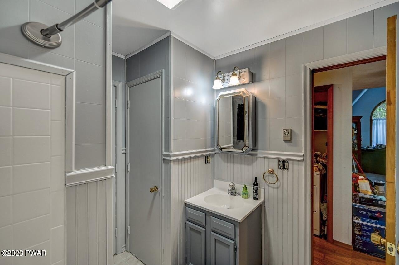 Apache Trl, Gouldsboro, PA 18424
