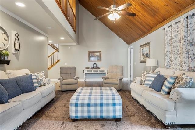 S Lakewood Ave, Tulsa, OK 74137