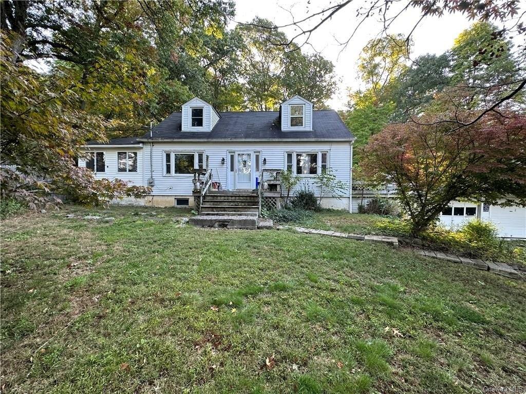 Orchard Dr, Wallkill, NY 12589