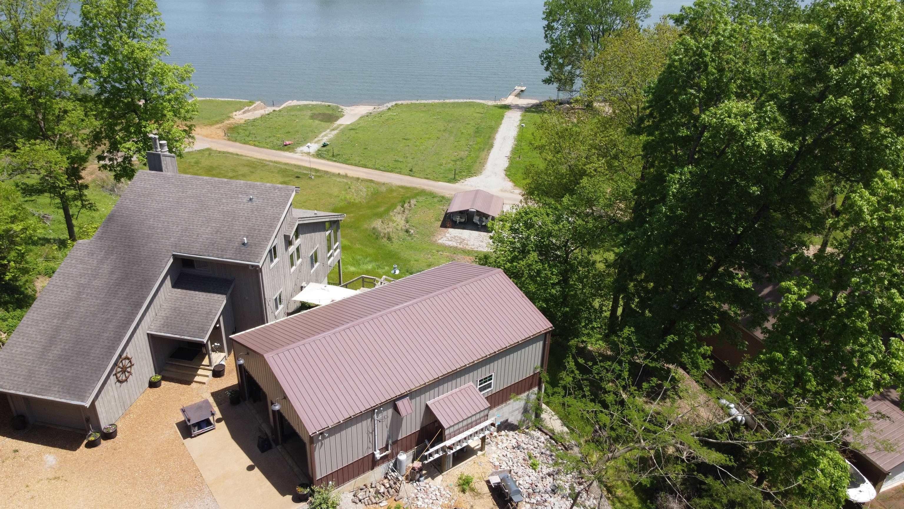 Riverside Ln, Adamsville, TN 38310