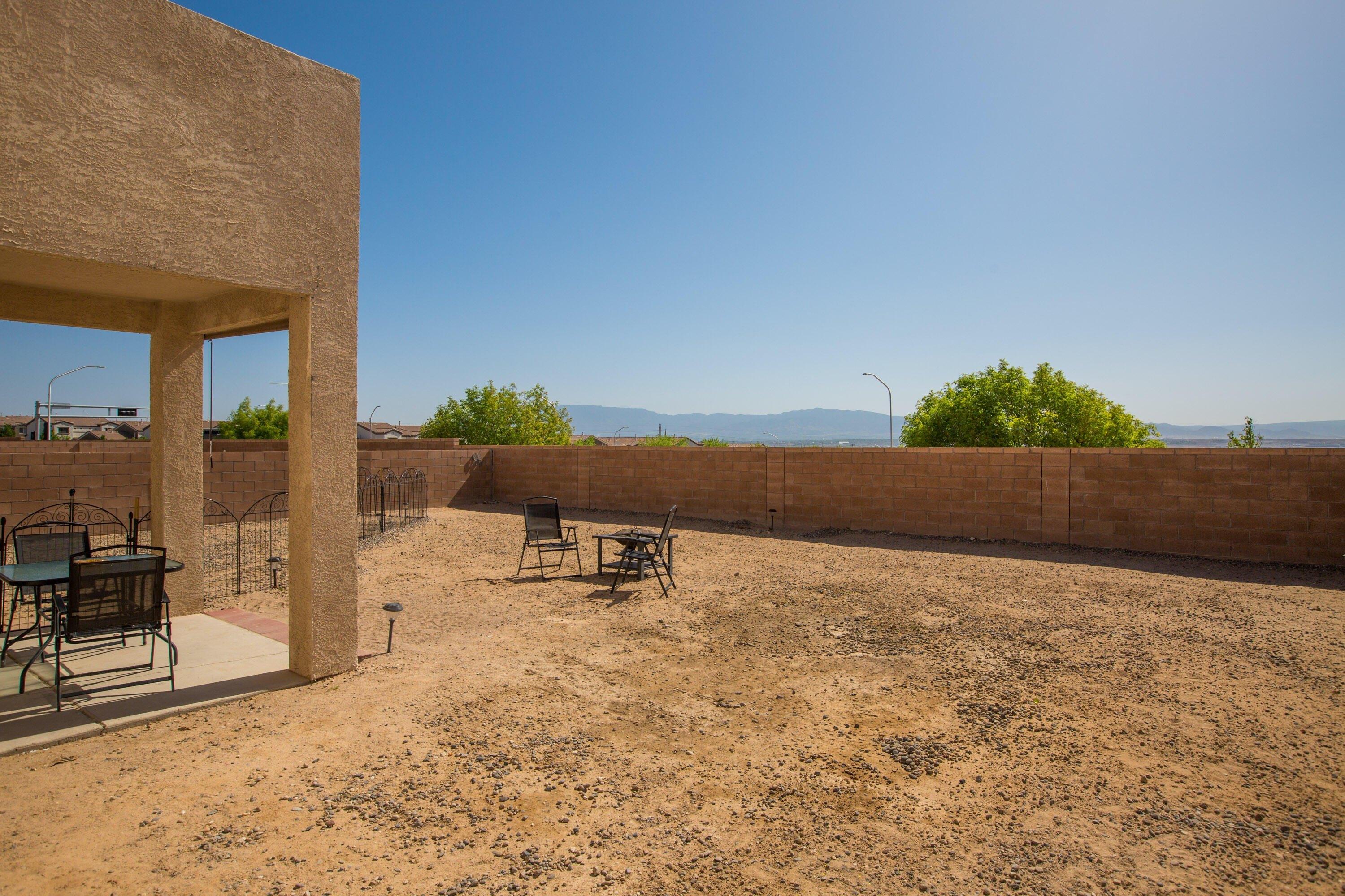 Mountain Gate Ln Sw, Albuquerque, NM 87121
