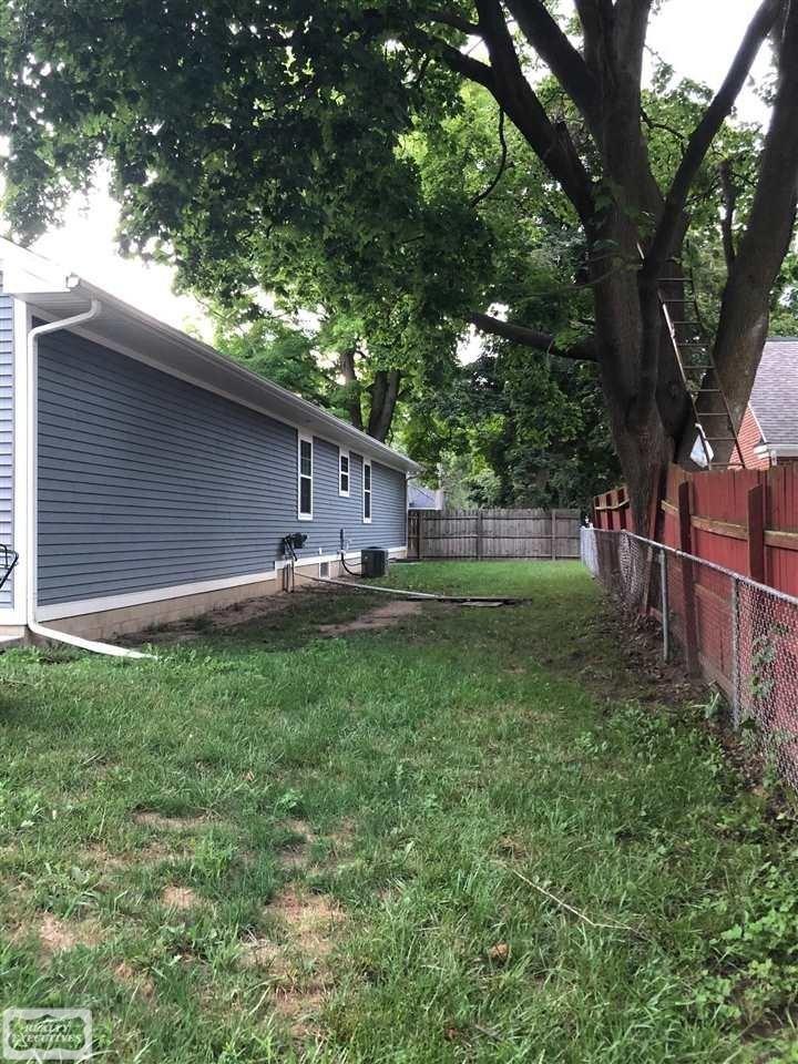 W 5th St, Imlay City, MI 48444