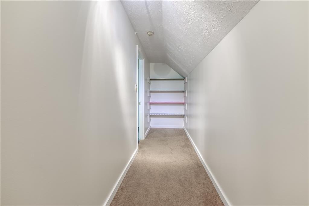 Highview Dr Se, Mableton, GA 30126