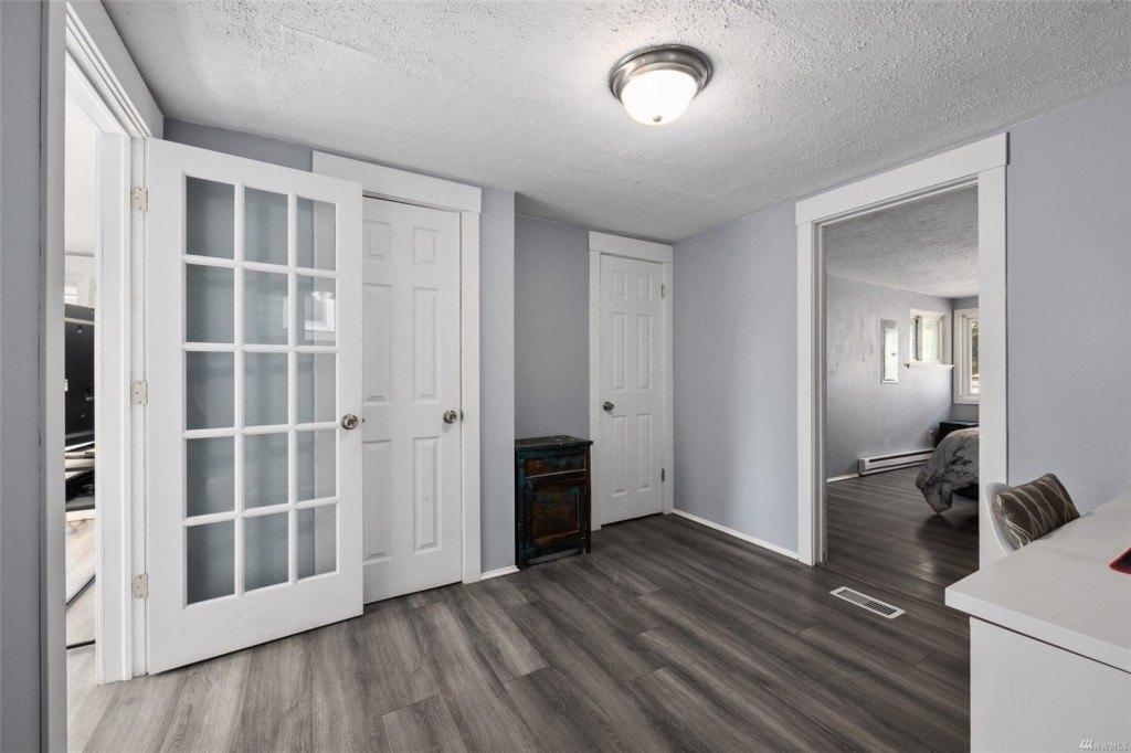 S Bell St, Tacoma, WA 98418