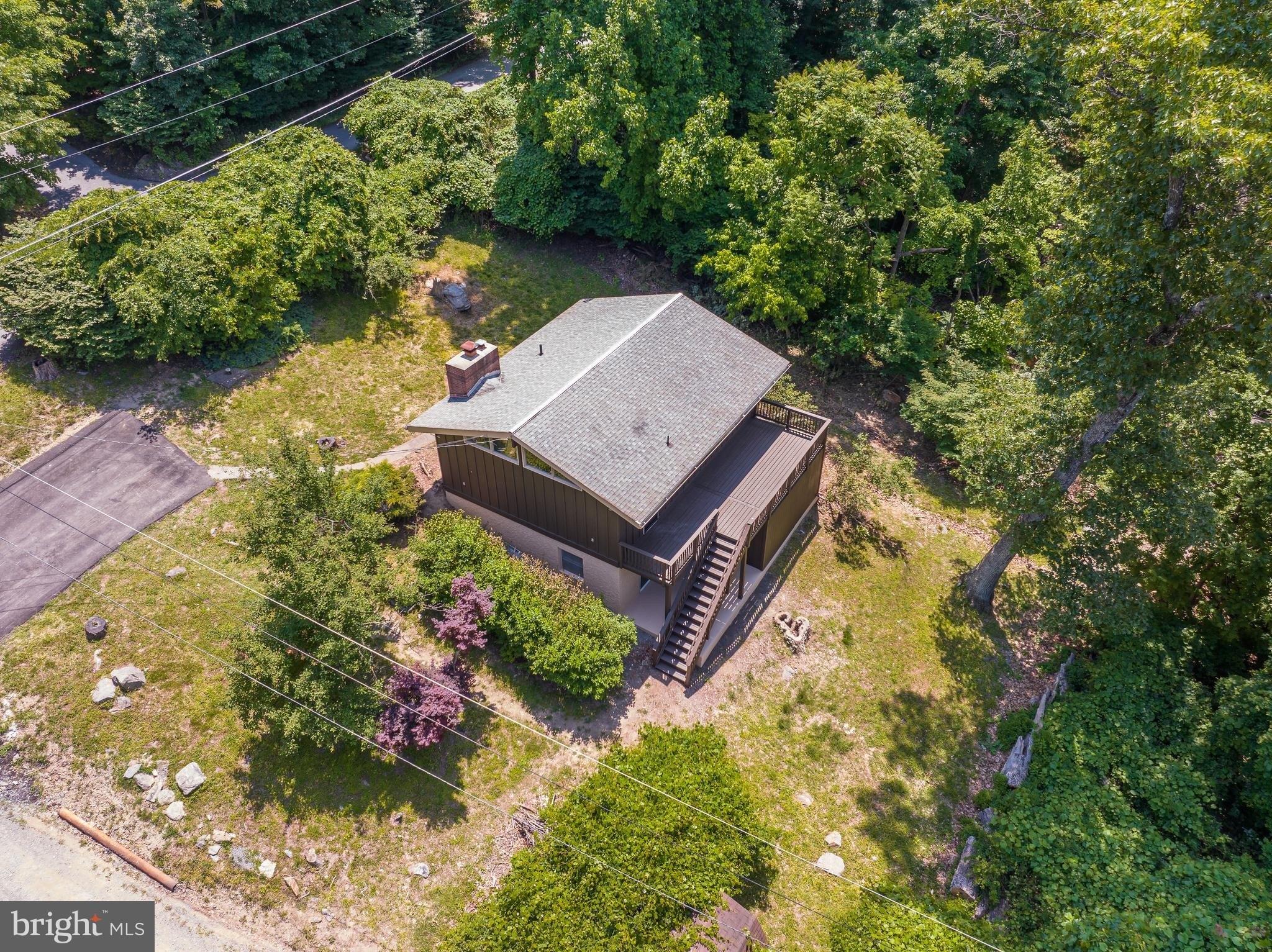 Cub Run Ln, Harpers Ferry, WV 25425