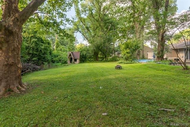 Inkster Rd, West Bloomfield, MI 48322