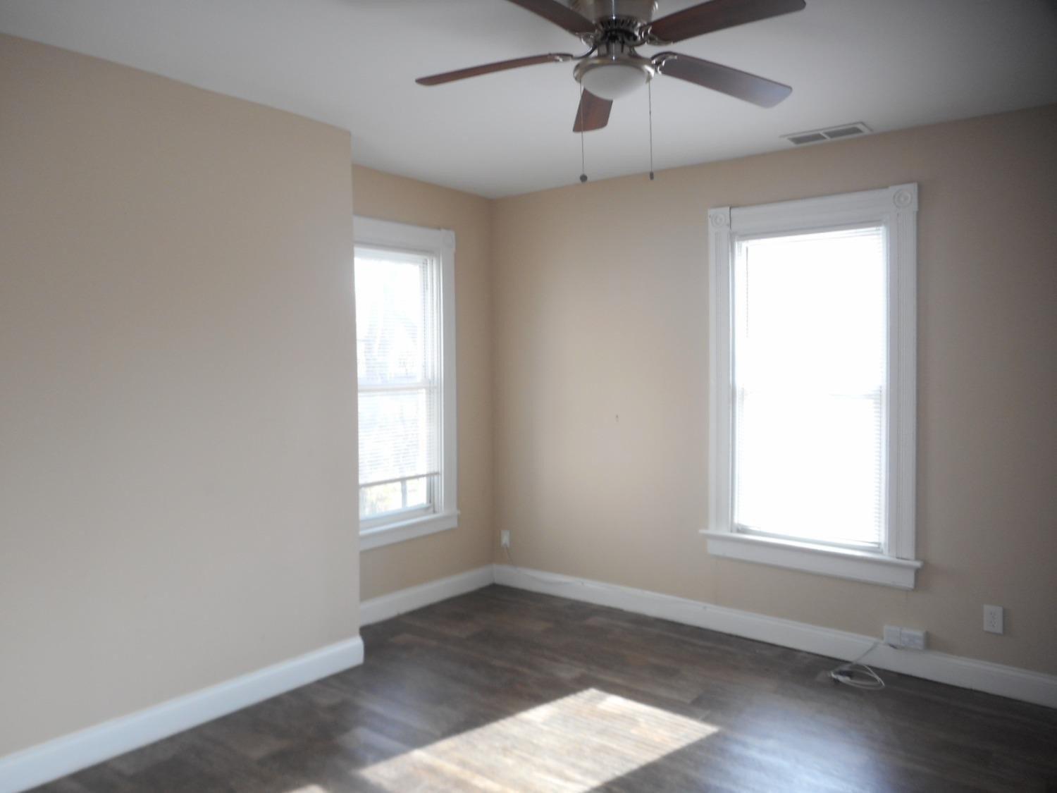 Anthony Wayne Ave, Cincinnati, OH 45216