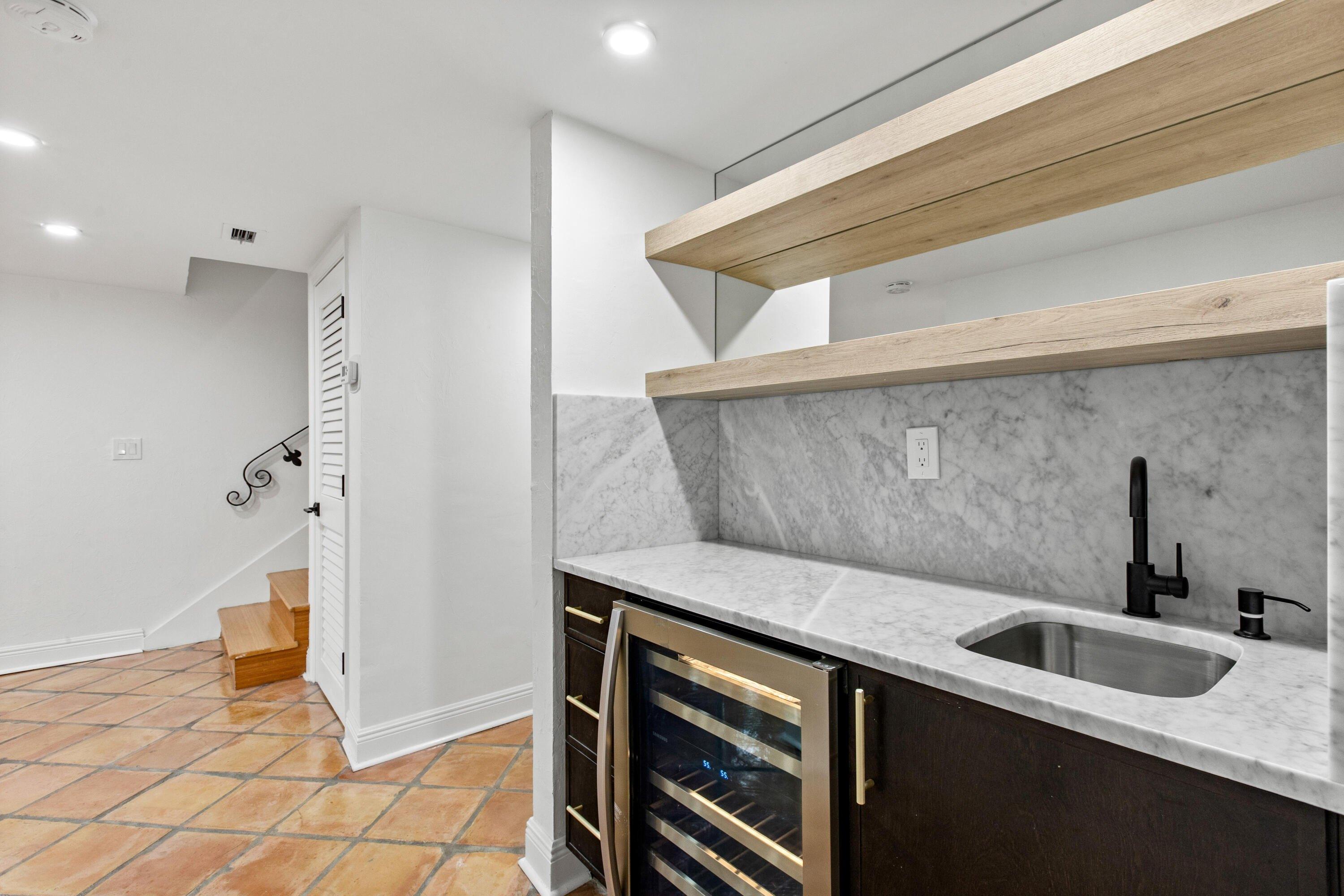 Via Lago, Boynton Beach, FL 33435