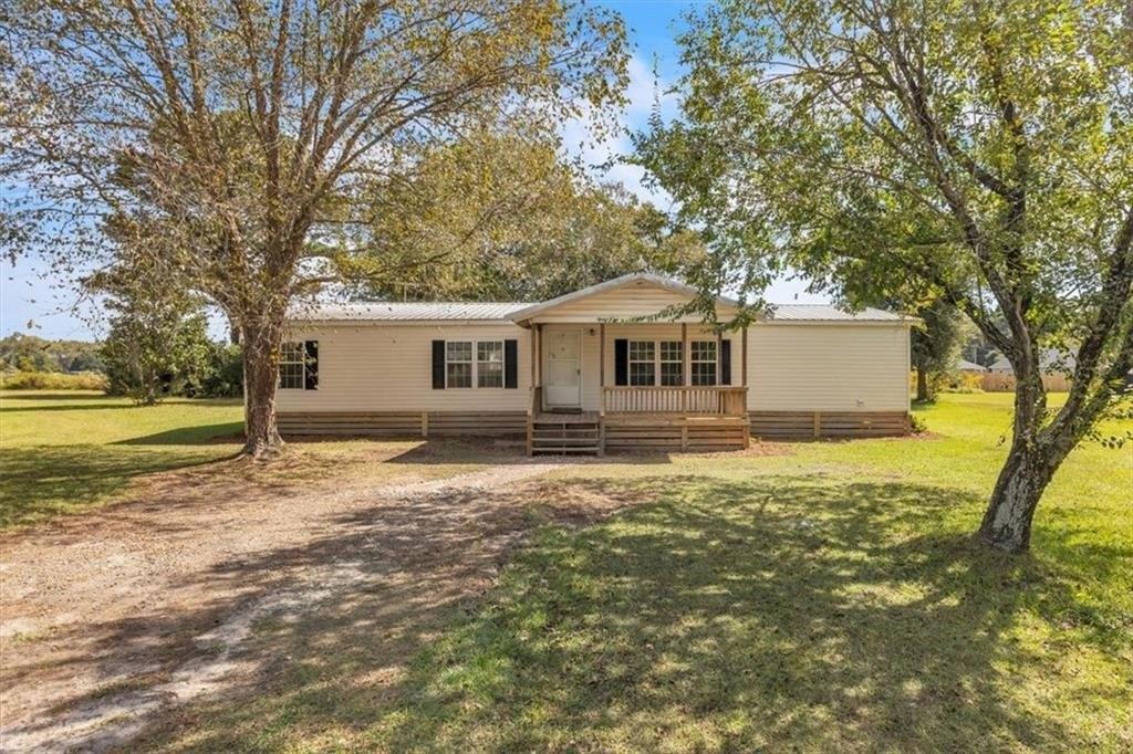 Levy A Ray Rd Ne, Ludowici, GA 31316