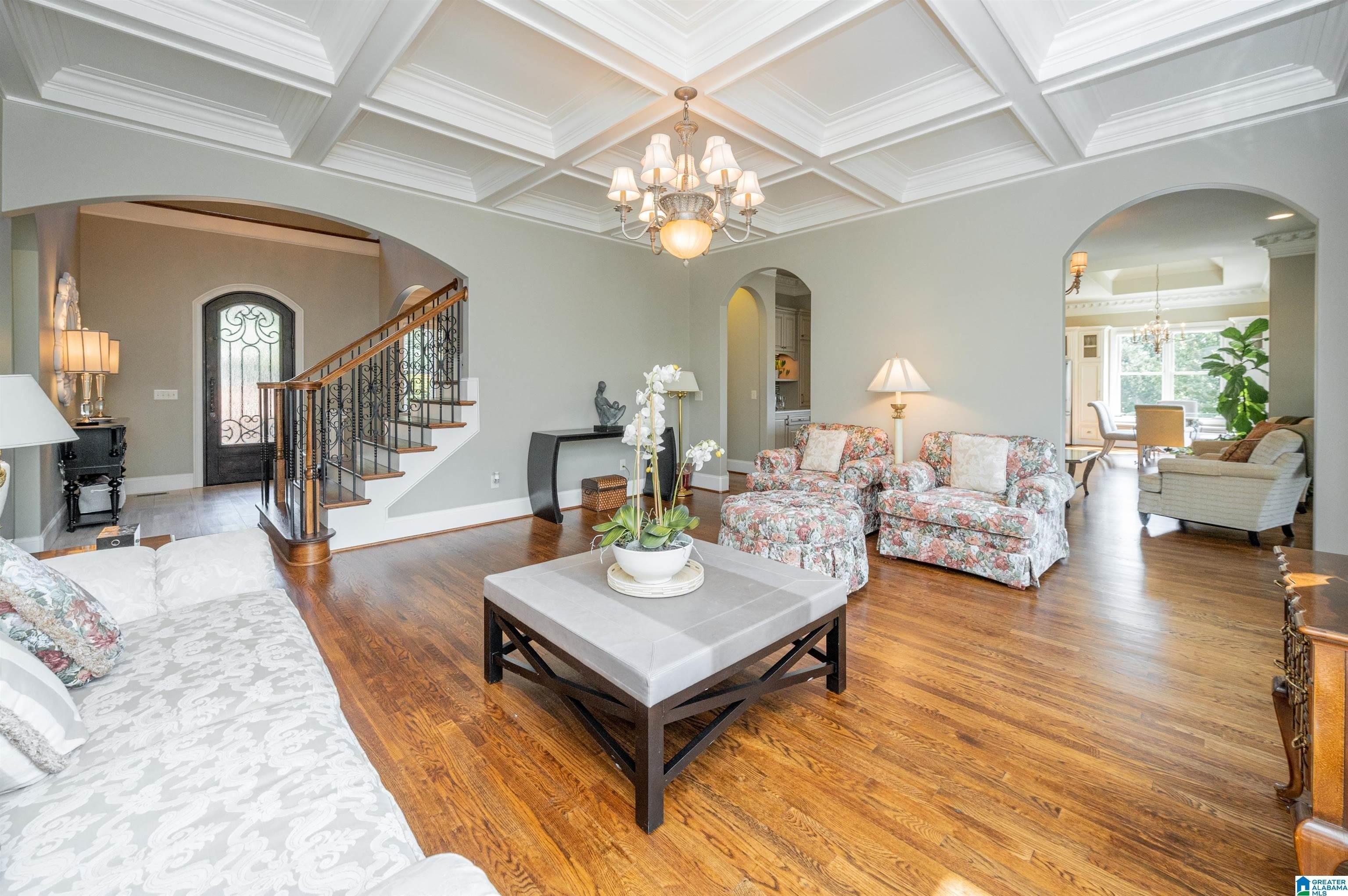 Scout Ridge Dr, Hoover, AL 35244