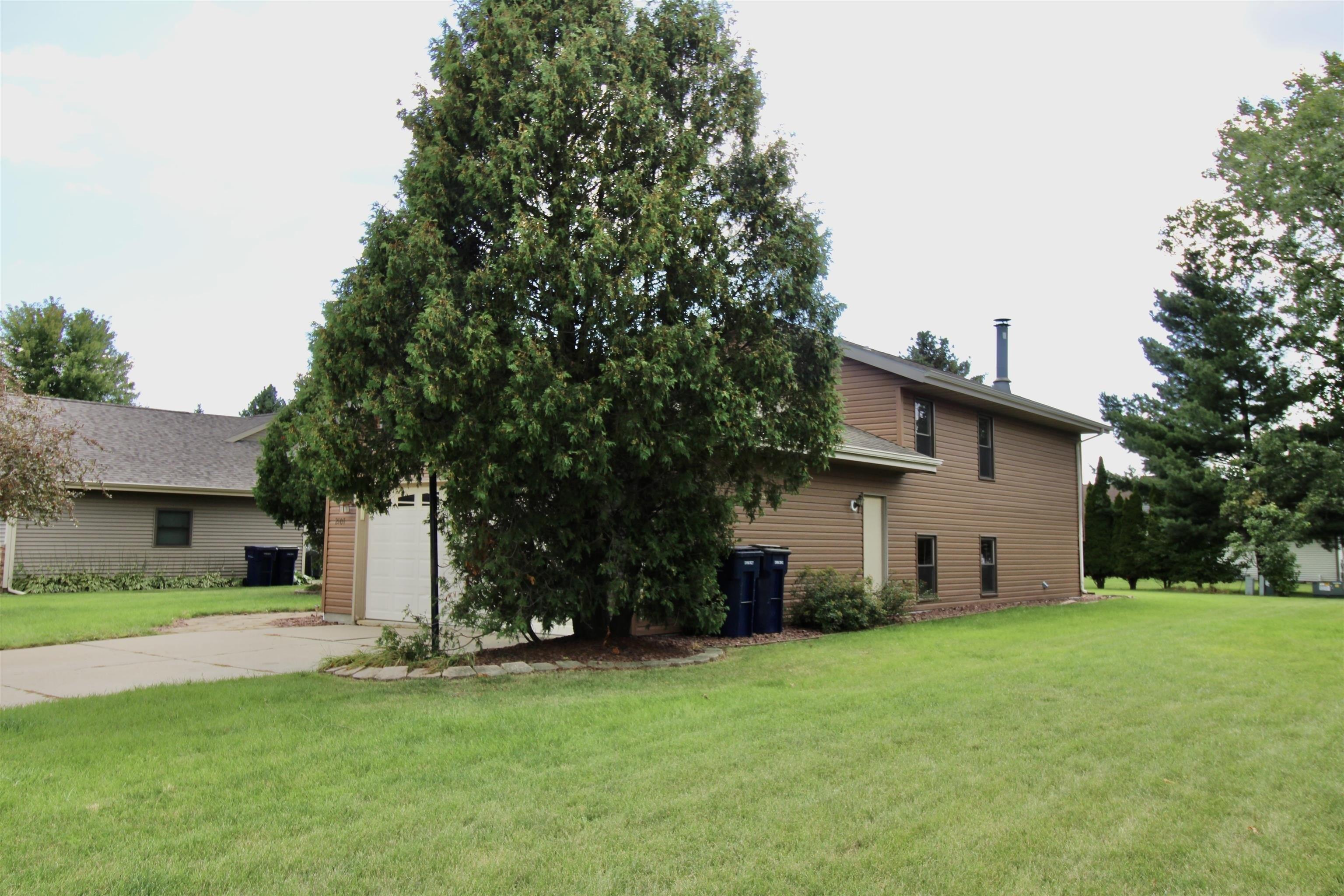 Meadowlark Dr, Janesville, WI 53546