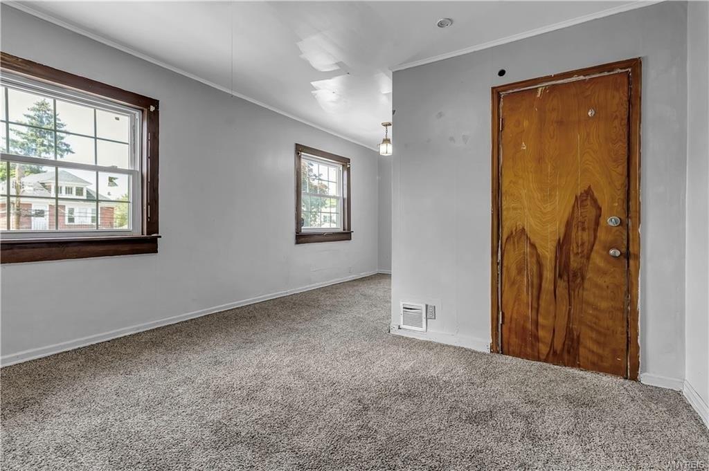 Briscoe Ave, Buffalo, NY 14211